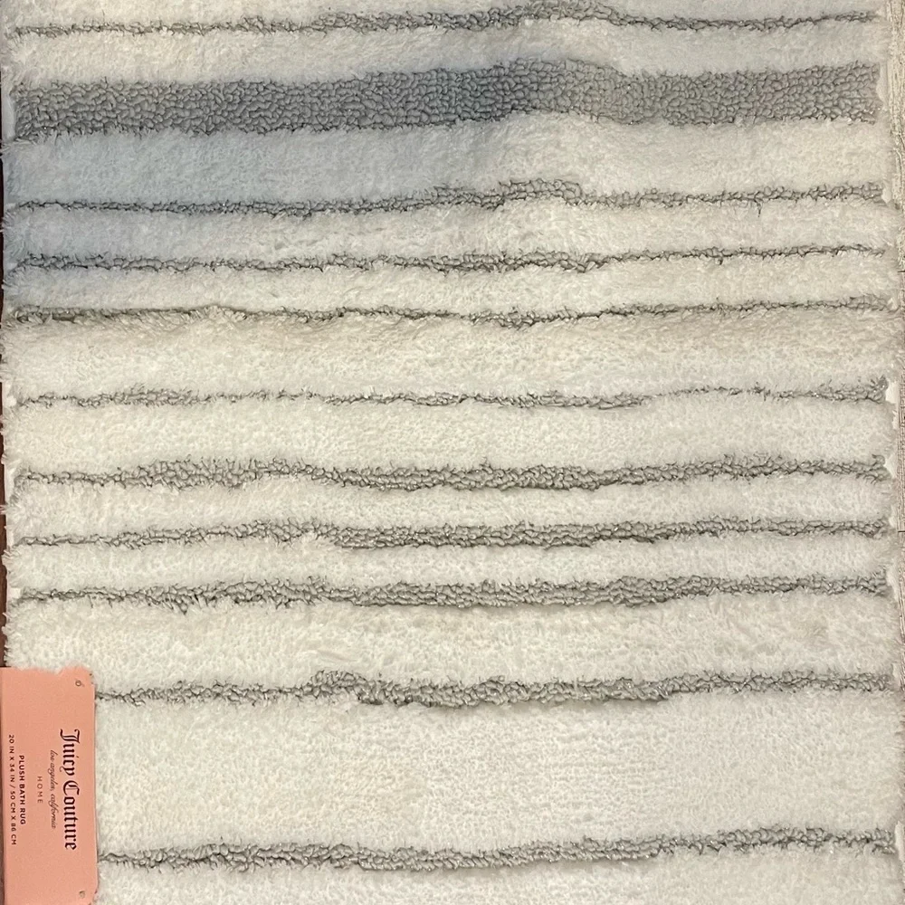 Juicy Couture bath rug, NWT